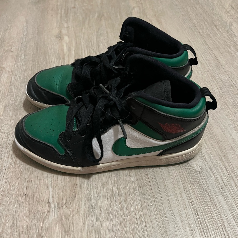 Kids Green and Black Sneakers